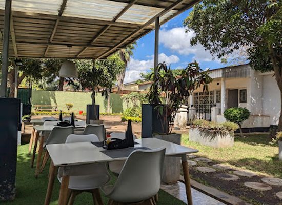 malawi/lilongwe-plain/restaurant/m-dede-restaurant