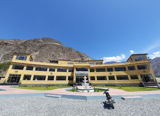 pakistan/gilgit/restaurant/pizza-next-gb