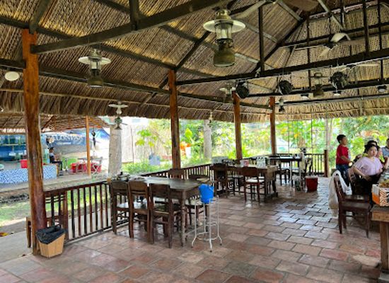 vietnam/mekong-delta/restaurant/khu-sinh-thai-am-thuc-que-minh