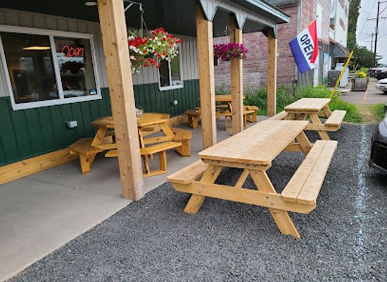 wisconsin/lake-superior-lowland/restaurant/the-fisherman-s-hideout