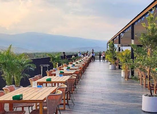 thailand/phetchabun-mountains/restaurant/livist-sky-rooftop-bar-restaurant