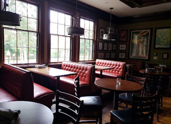 michigan/grand-rapids/east-hills/restaurant/mangiamo