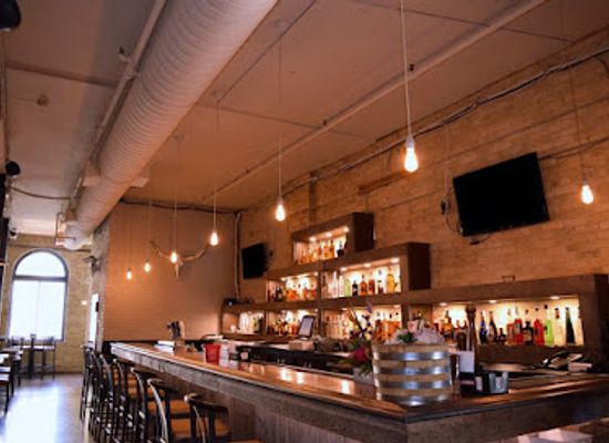 canada/winnipeg/exchange-district/restaurant/saddlery-on-market