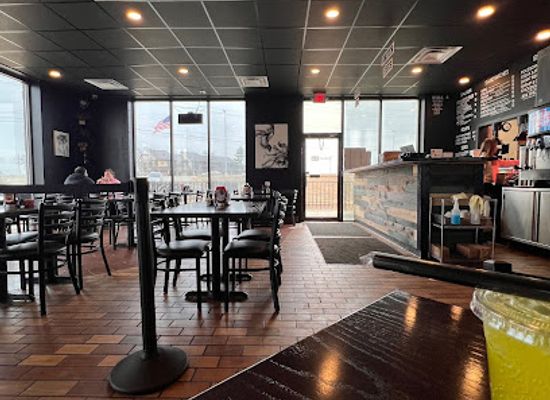 missouri/ozarks/restaurant/table-33
