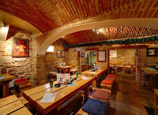 czechia/plzen/restaurant/uctivany-velbloud