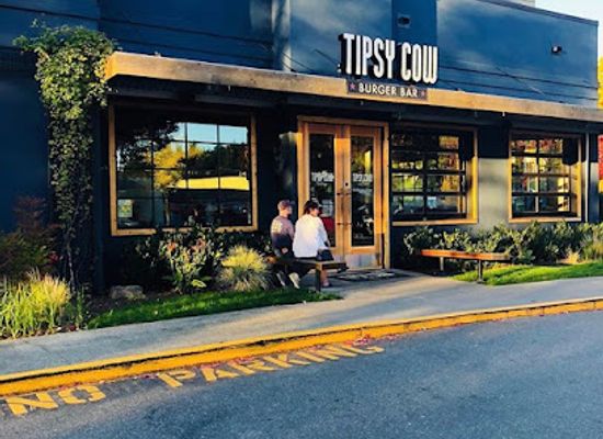 washington/redmond/restaurant/tipsy-cow-redmond