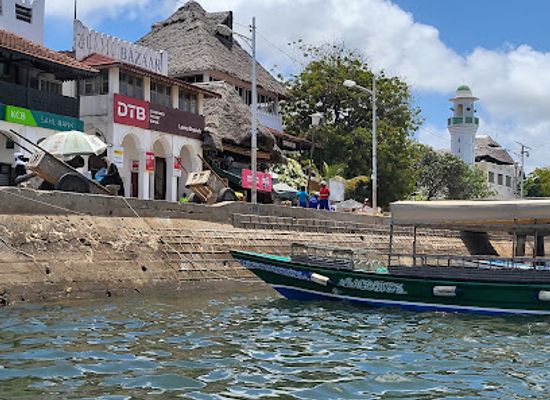 kenya/lamu/restaurant/bush-gardens