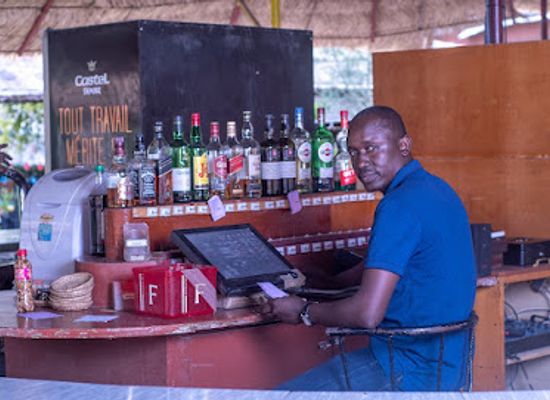 chad/tandjile/restaurant/cote-jardin