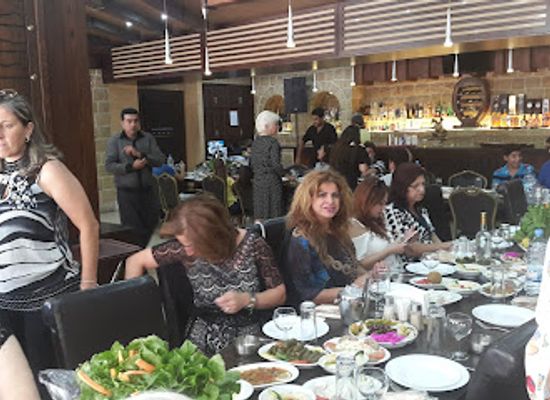 lebanon/beqaa-valley/restaurant/tree-light-marcha-cafe