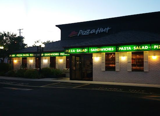 ohio/wooster/restaurant/pizza-hut