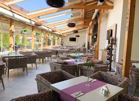 romania/bucegi-mountains/restaurant/dragului