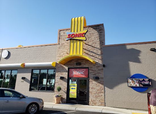 rhode-island/kent-county/restaurant/sonic-drive-in