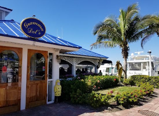 florida/sanibel-island/restaurant/gramma-dot-s-restaurant