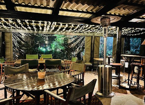 zimbabwe/mashonaland-east/restaurant/khaya-nyama-wombles