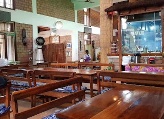 nigeria/gwari/restaurant/wakkis-food