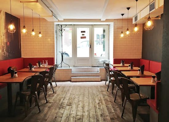 czechia/prague/new-town/restaurant/the-street-burgers-street-food-and-cocktails-prague-1