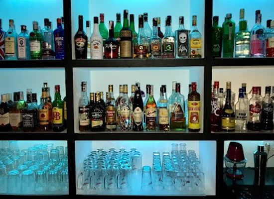spain/madrid/bar/black-point