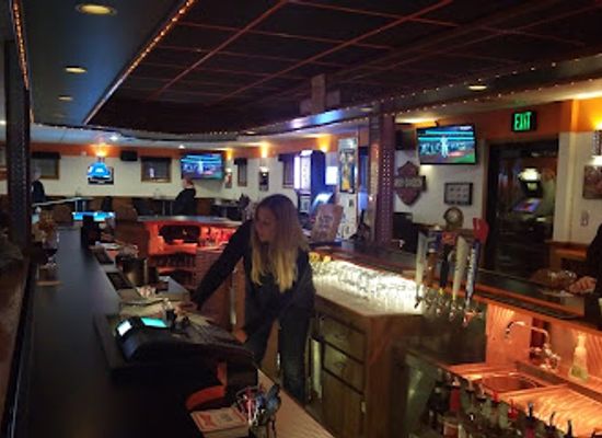 wisconsin/sheboygan/restaurant/superior-bar-and-grill