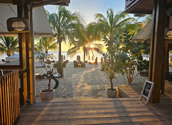sint-maarten/cul-de-sac/restaurant/kalatua-beach-restaurant