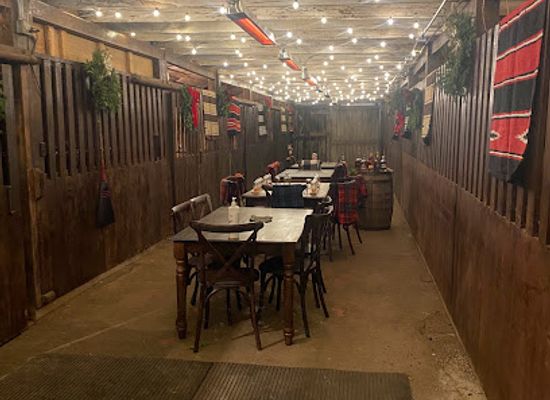 kentucky/outer-bluegrass/restaurant/barn8-on-hermitage-farm