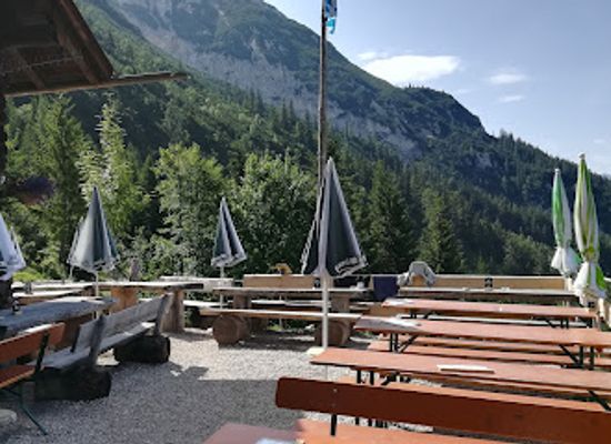 austria/karwendel-mountains/restaurant/brunnsteinhutte