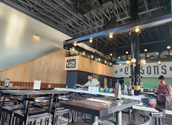 illinois/quad-cities/restaurant/edison-s-gastropub