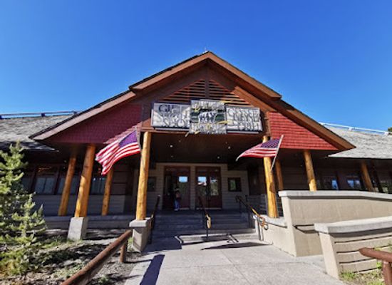 montana/yellowstone-national-park/restaurant/old-faithful-general-store-grill