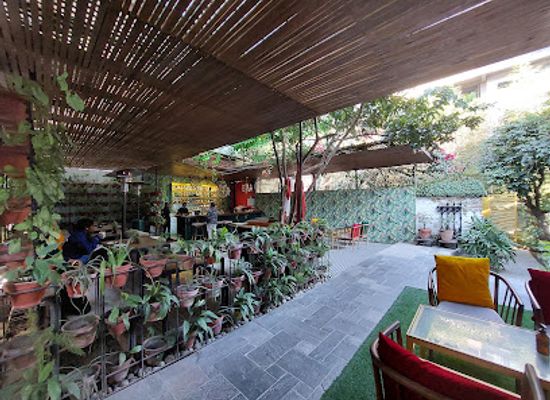 nepal/kathmandu-valley/restaurant/the-old-house