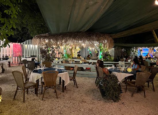 aruba/fontein-cave/restaurant/madame-janette