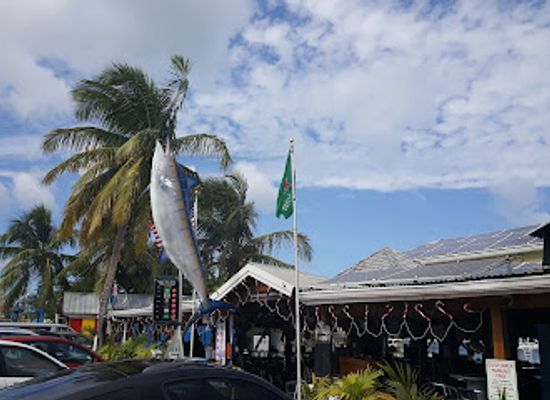sint-maarten/cole-bay/restaurant/lee-s-roadside-bar-grill