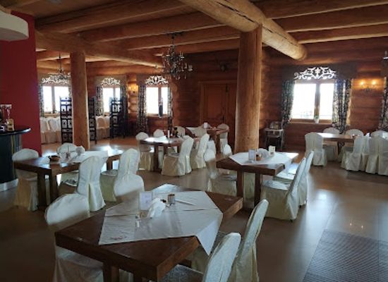 poland/holy-cross-mountains/restaurant/swietokrzyski-dwor-restauracja-hotel-wypoczynek-chrzciny-komunie-wesela-konferencje-w-gorach