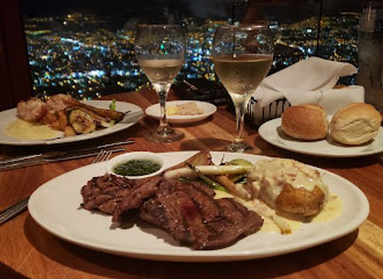 honduras/tegucigalpa/restaurant/la-cumbre
