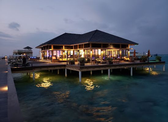 maldives/faafu-atoll/restaurant/azzuro