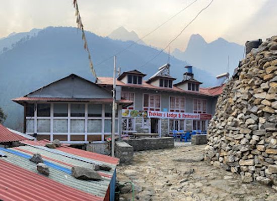 nepal/gokyo-lakes/restaurant/trekker-s-lodge-restaurant