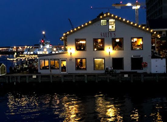 canada/maritimes/restaurant/salty-s