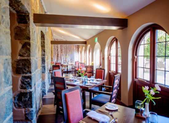 guernsey/st-saviour/restaurant/the-lobster-and-grill