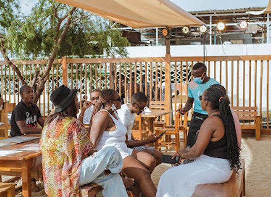 angola/cuanza-river-valley/restaurant/pes-na-areia-beach-restaurant