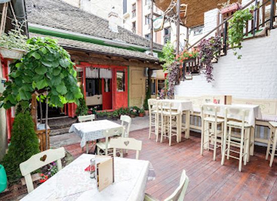 serbia/novi-sad/restaurant/lazin-salas