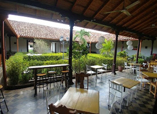 nicaragua/mombacho-volcano/restaurant/nectar