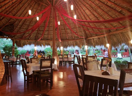 nicaragua/corn-islands/restaurant/the-buccaneer