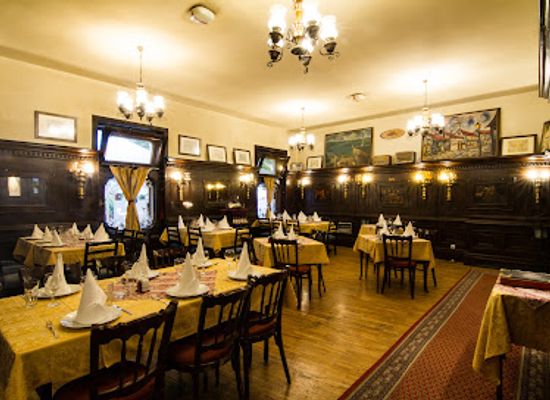 serbia/rasina/restaurant/dva-jelena