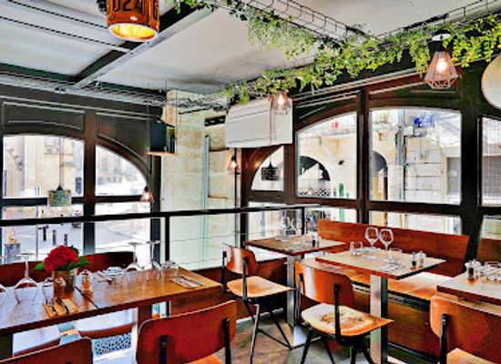 france/bordeaux/saint-pierre/restaurant/les-vaillant-pere-fils
