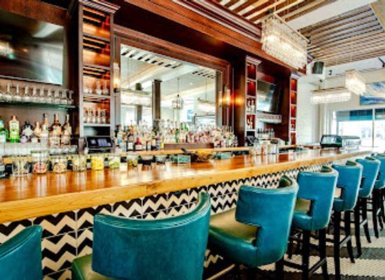 connecticut/norwalk/restaurant/the-pompano