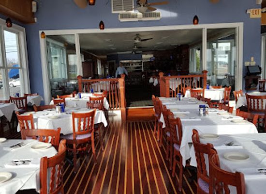 connecticut/norwalk-islands/restaurant/harbor-lights