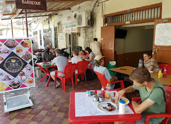 tanzania/stone-town/darajani-market/restaurant/t-b-bbq-restaurant