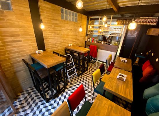 colombia/macarena-range/restaurant/madre-mia-arepas-con-cafe-de-origen