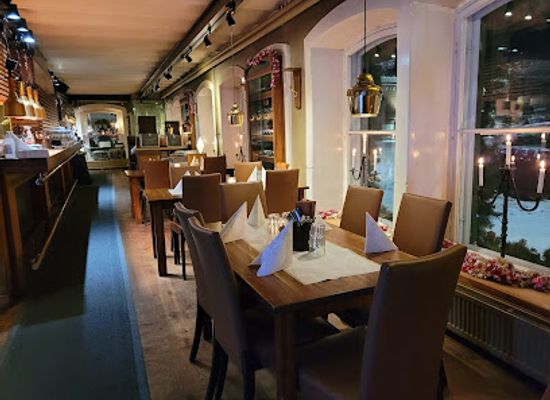 finland/north-ostrobothnia/restaurant/toripolliisi