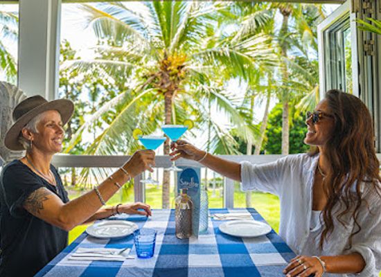 australia/whitsunday-islands/restaurant/sandbar-airlie-beach