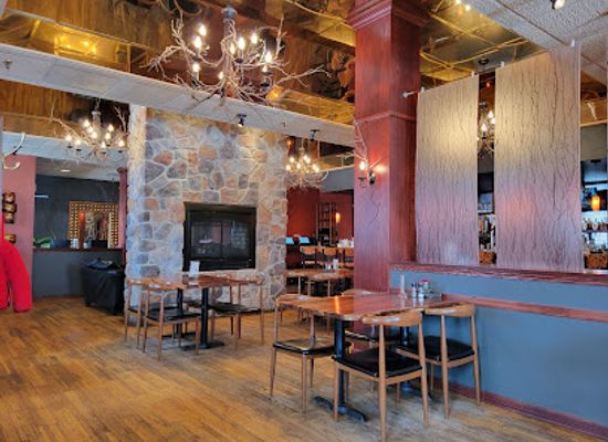 minnesota/rochester/restaurant/twigs-tavern-and-grille
