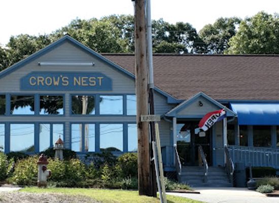 rhode-island/warwick/restaurant/crow-s-nest-restaurant
